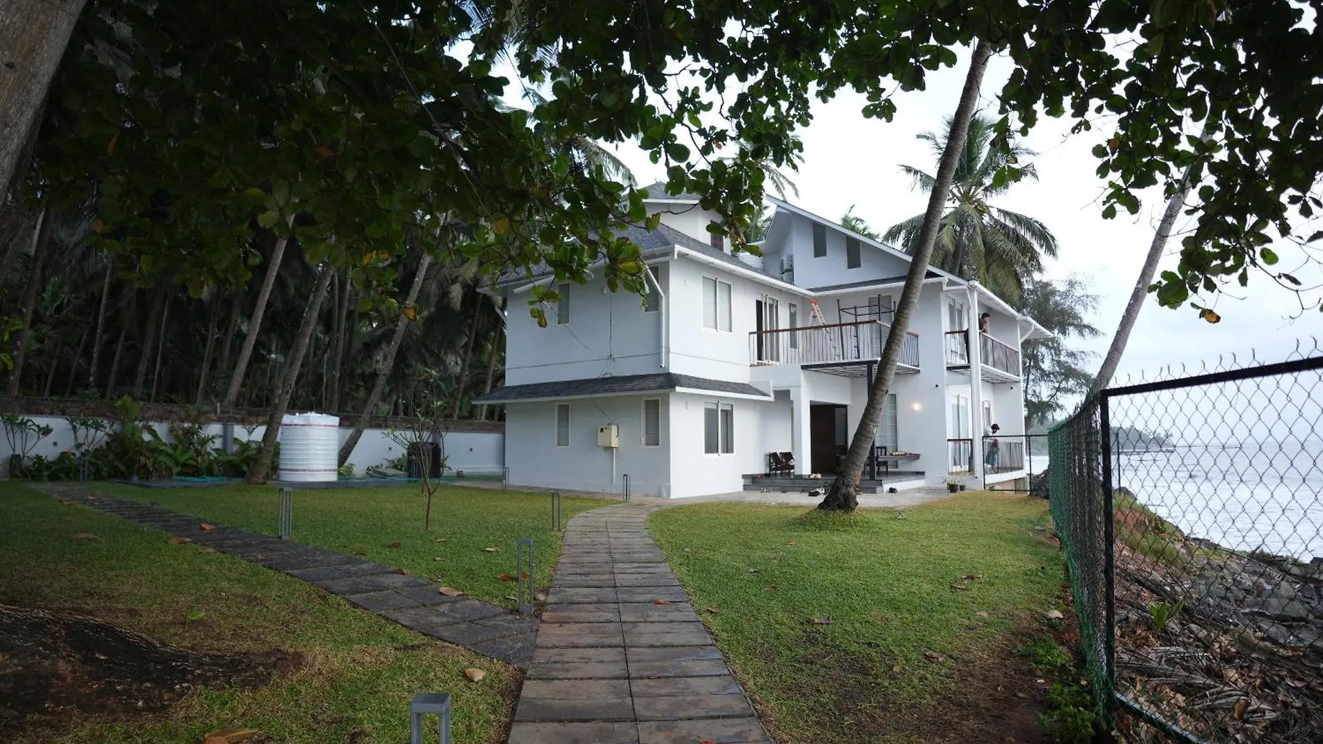 Вилла Coastline Calicut Elattur